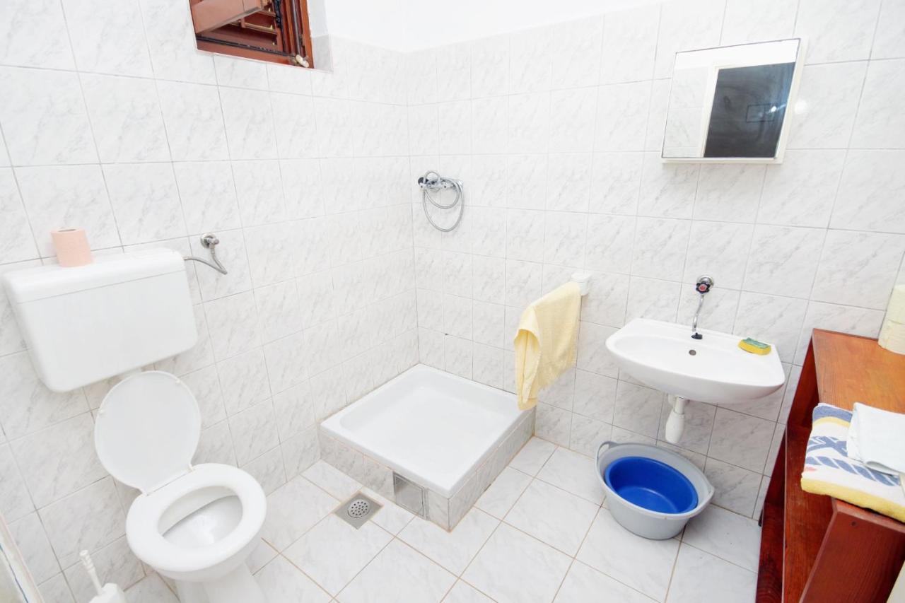 Gdinj Seaside Secluded Apartments Cove Skozanje, Hvar - 5713 מראה חיצוני תמונה